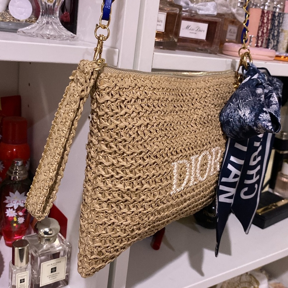 Dior Raffia Pouch - Picture 4 of 13